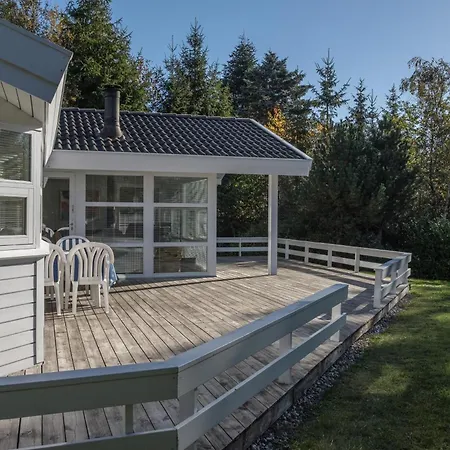 In With 3 Bedrooms, Sauna And Wifi