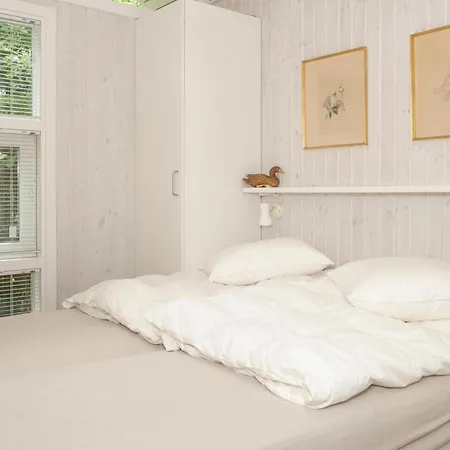 In With 3 Bedrooms, Sauna And Wifi