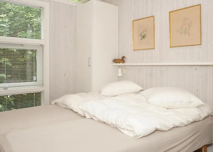 In With 3 Bedrooms, Sauna And Wifi